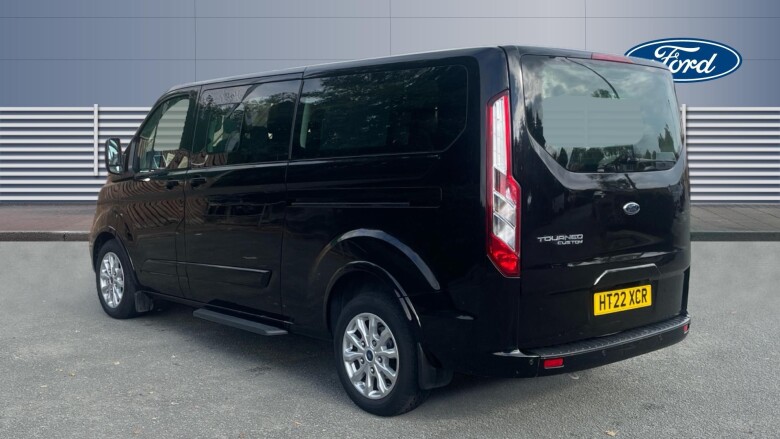 Ford Tourneo Custom Transit Custom Tourneo L2 Diesel Fwd 2.0 EcoBlue 150ps Low Roof 8 Seater Titanium